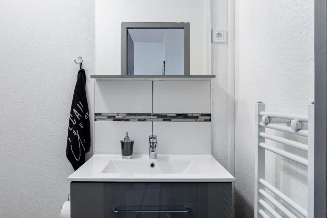 Comfort Stay Basel Airport 2A46 Saint-Louis  Exteriör bild